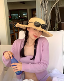 Zoya-Raw Edge Hat